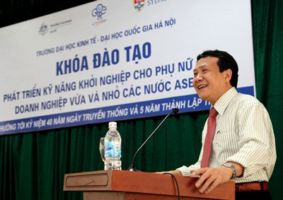 PGS.TS Nguyễn Hồng Sơn phát biểu tại buổi lễ